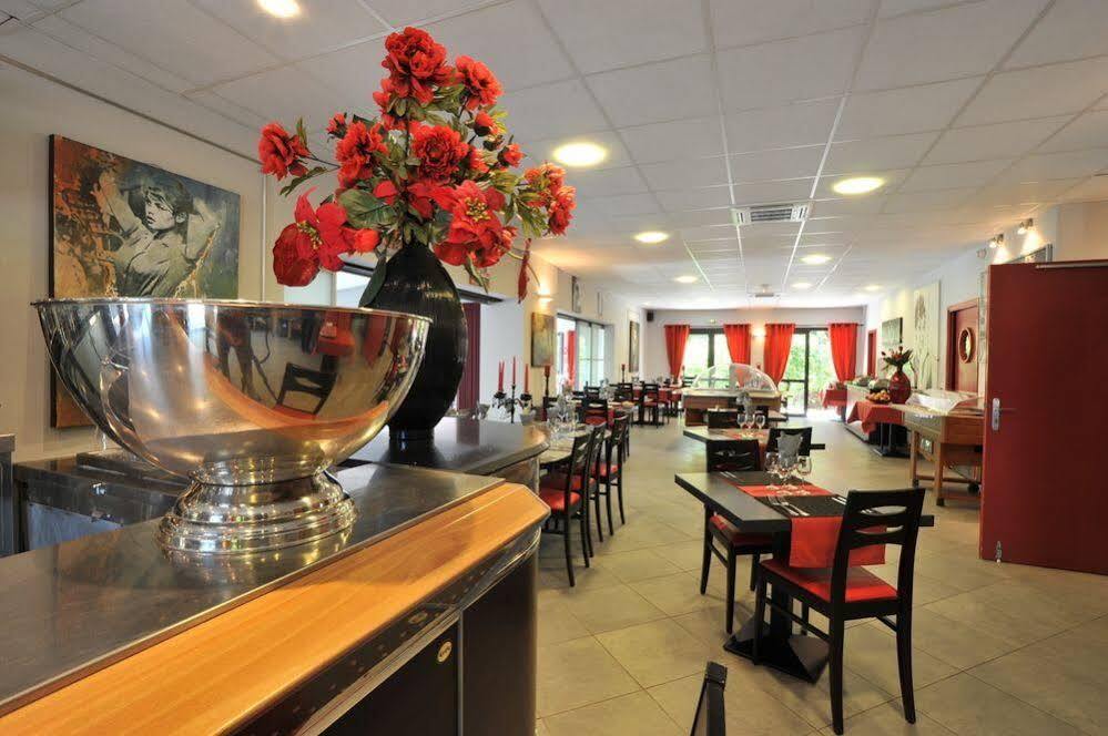 Hotel Au Relais De Trans Draguignan Exteriér fotografie